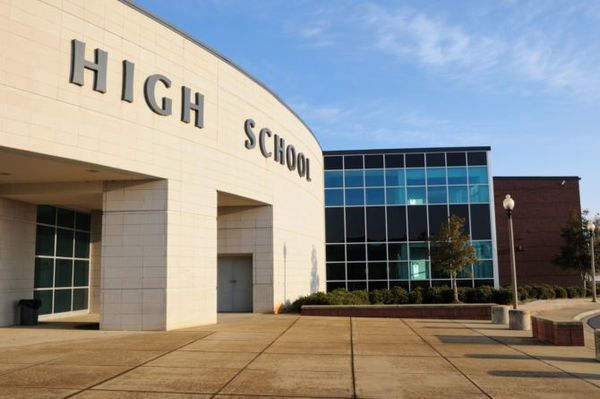 Maryland high school teacher sentenced to three years for having sex with student 670x445