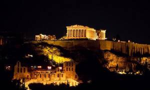 Δεκάδες διανοούμενοι και πολιτικοί από όλο τον κόσμο ζητούν να μην επιβληθούν νέα μέτρα στην Ελλάδα