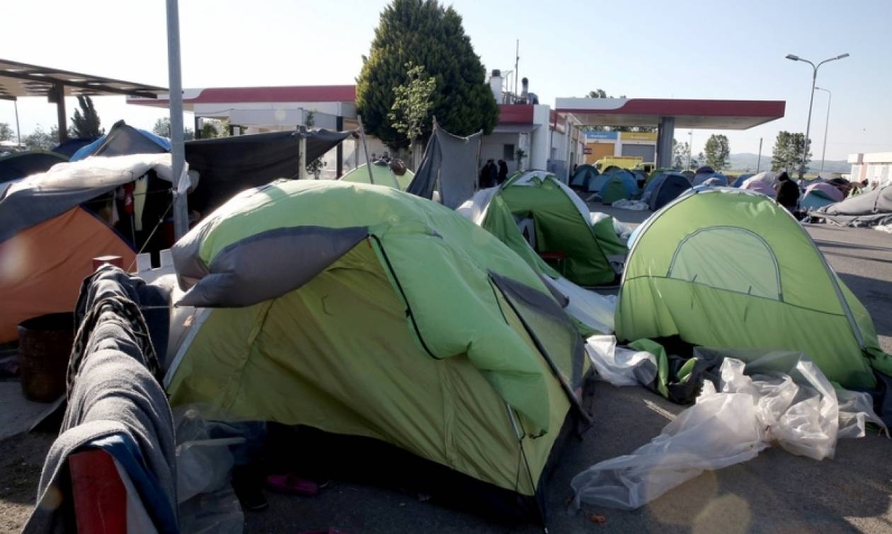 Πολύκαστρο: Σε εξέλιξη επιχείρηση εκκένωσης του καταυλισμού στο βενζινάδικο