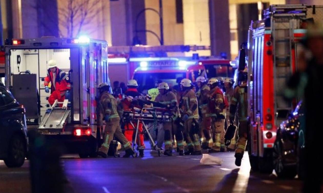 Τρομοκρατική επίθεση Βερολίνο: Ανεβαίνει συνεχώς ο αριθμός των νεκρών