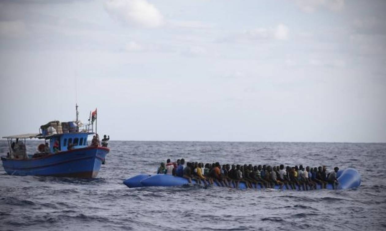 Ιταλία: Διασώθηκαν άλλοι 900 μετανάστες στη Μεσόγειο