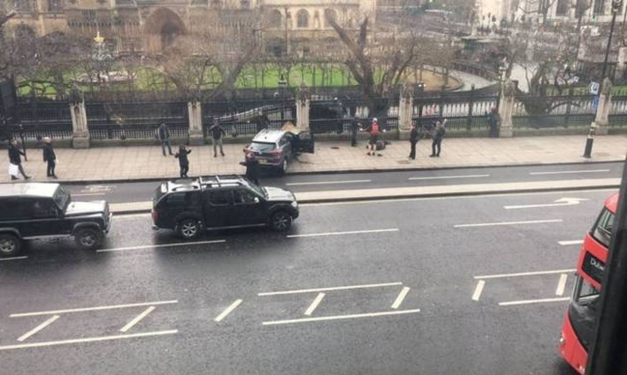 Συναγερμός στη Βρετανία: Διπλή επίθεση στο Λονδίνο (pics+vids)