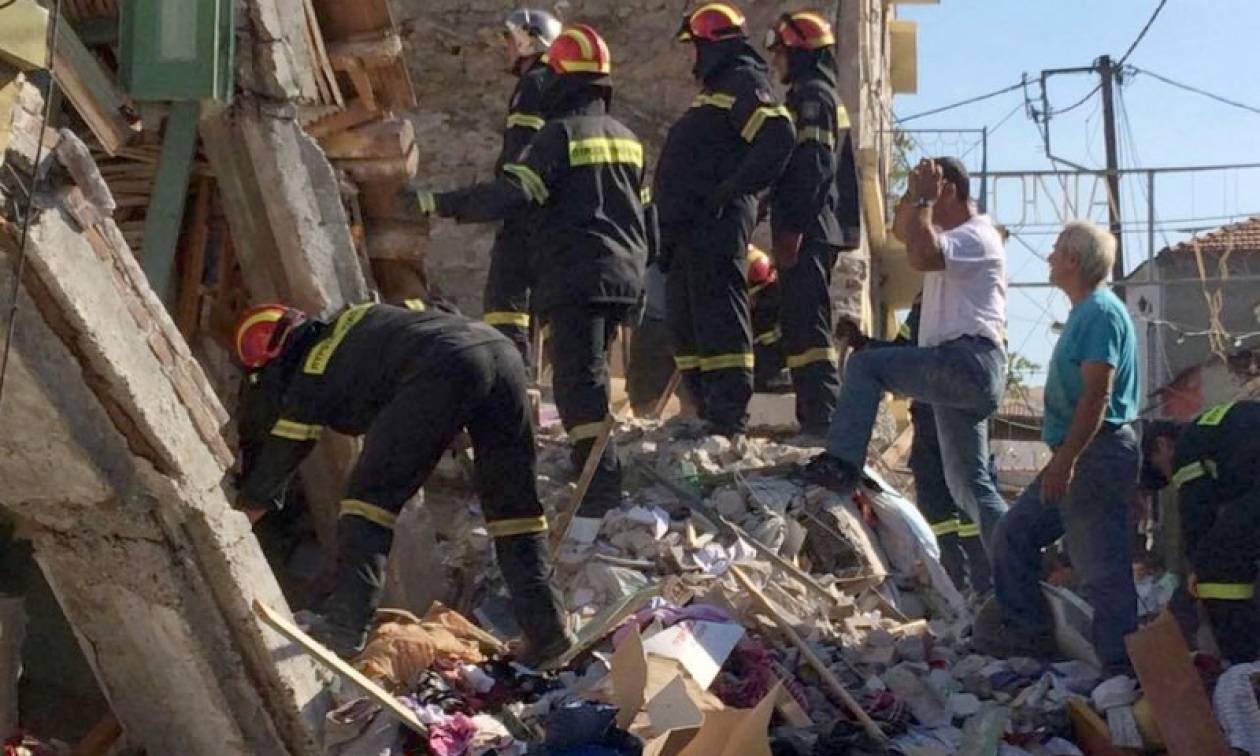 Σεισμός Μυτιλήνη: Ο Στρατός στήνει σκηνές για τους κατοίκους