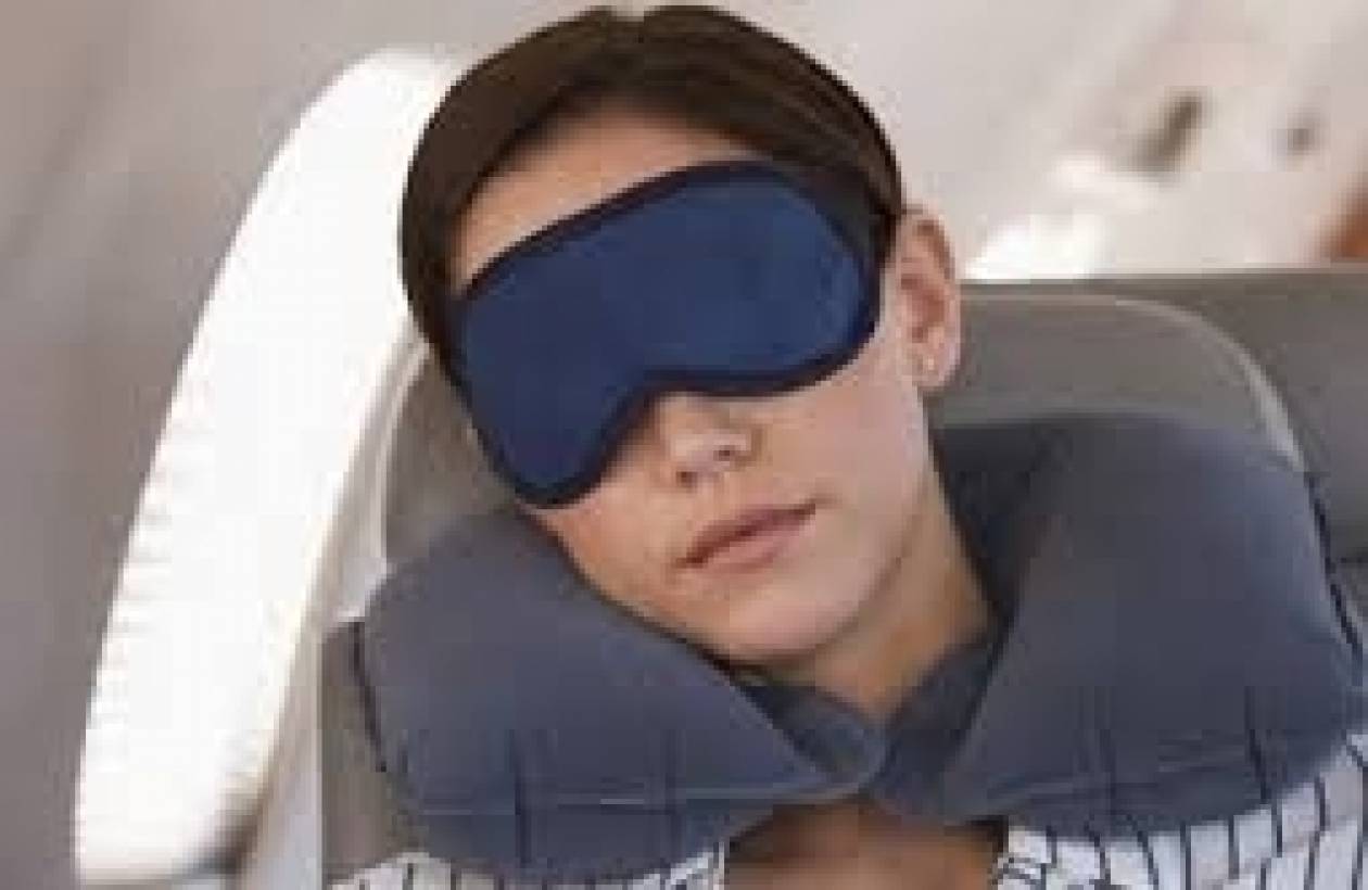 Αποτέλεσμα εικόνας για ύπνος αεροπλάνο