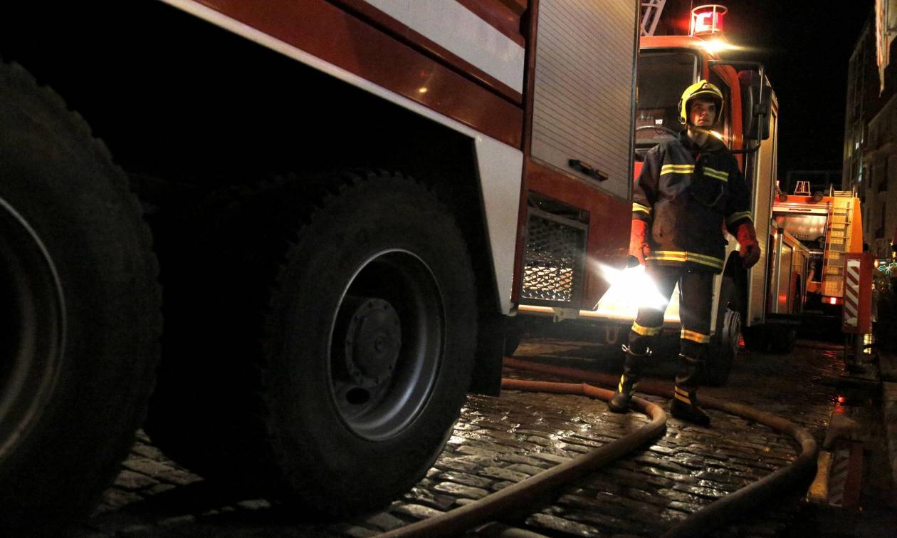 Î“Î±ÏƒÏ„Î¿ÏÎ½Î·: Î Î±ÏÎ±Î½Î¬Î»Ï‰Î¼Î± Ï€Ï…ÏÏŒÏ‚ Î³Î½Ï‰ÏƒÏ„ÏŒ ÎºÎ±Ï†ÎµÎ½ÎµÎ¯Î¿ ÏƒÏ„Î¿ ÎºÎ­Î½Ï„ÏÎ¿ Ï„Î·Ï‚ Ï€ÏŒÎ»Î·Ï‚ (pics)